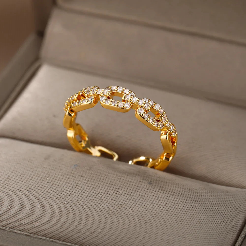 BowLift | Adjustable Diamond Chain Link Ring