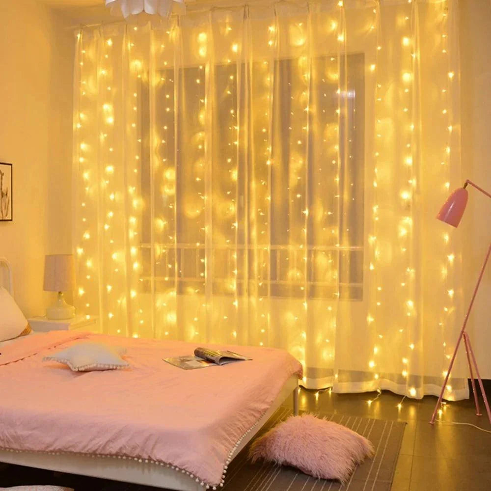 BowLift | Christmas Light Chain Cascade Light Pattern