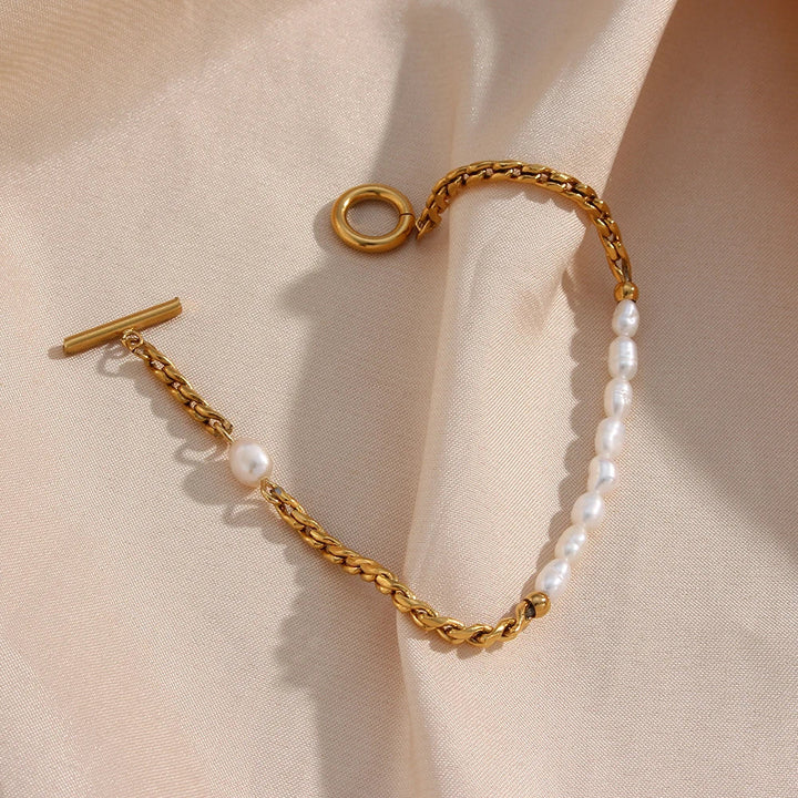 BowLift | Classic Twist Pearl Circle Lock Bracelet