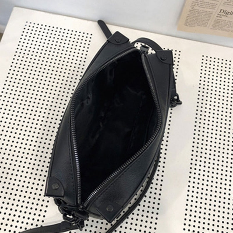 BowLift | Unisex Crossbody Chain Leather Messenger Bag