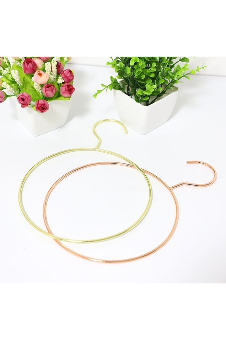 Metal Chic Hanger | Bowlift