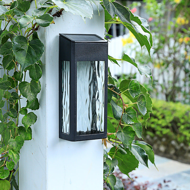 BowLift | SolarBurst – Outdoor Wall Lamp with Solar Energy
