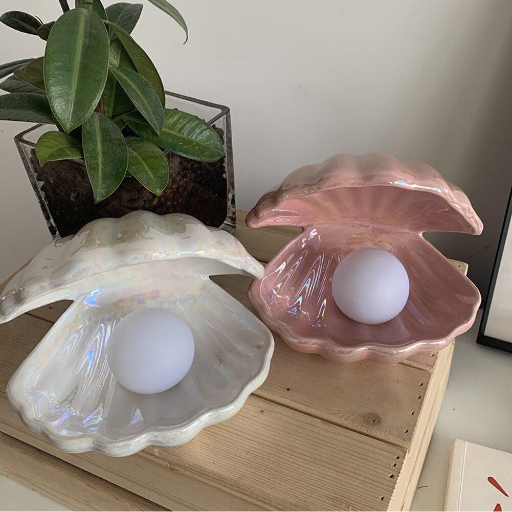 ShellGlow Lamp – Elegant Shell Lighting with Pearl Bowlift