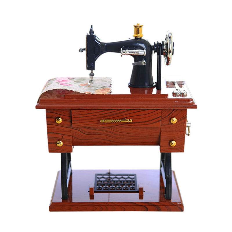 Mini Craft Retro Sewing Machine Decor | Bowlift