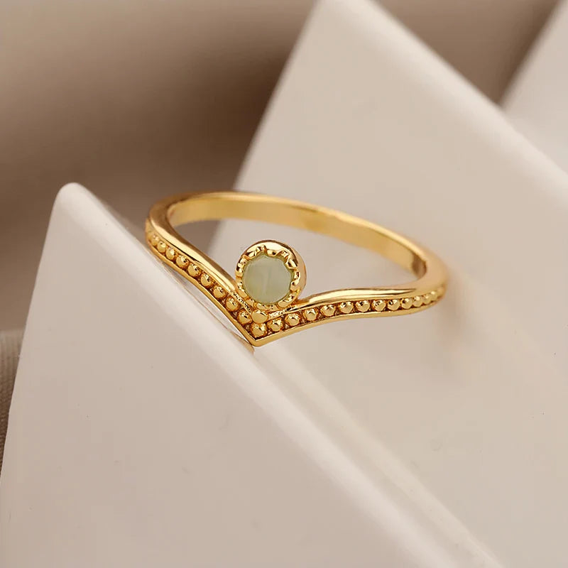 BowLift | Vintage Inspired Opal Crown Point Ring