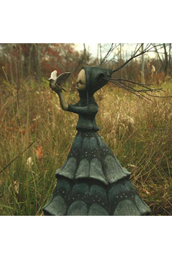 Creepy Statue | Bowlift