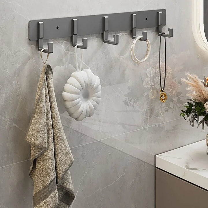 BowLift | Stable wall coat rack with black hooks for stylish organization