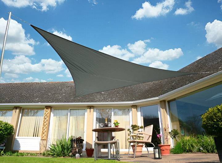 BowLift | Water-repellent Sunshade – UV protection for Balcony, Garden or Terrace (Triangle or Square)