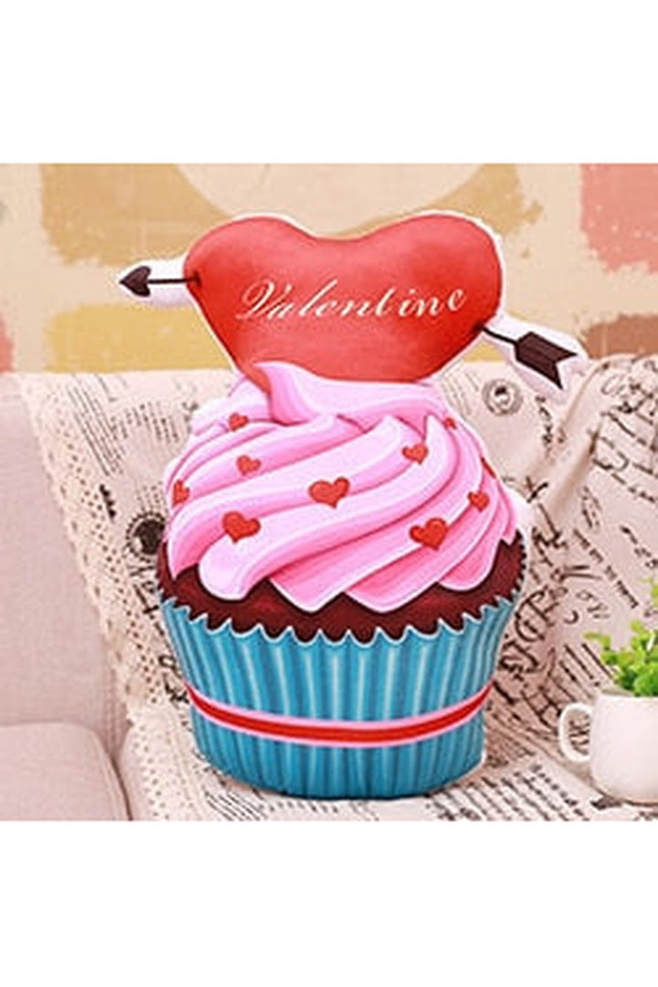 cake-shaped pillow | Bowlift