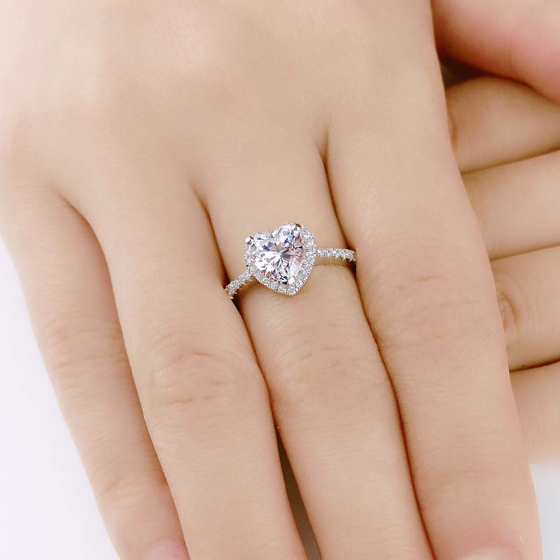 BowLift | Heart Zirconia Ring