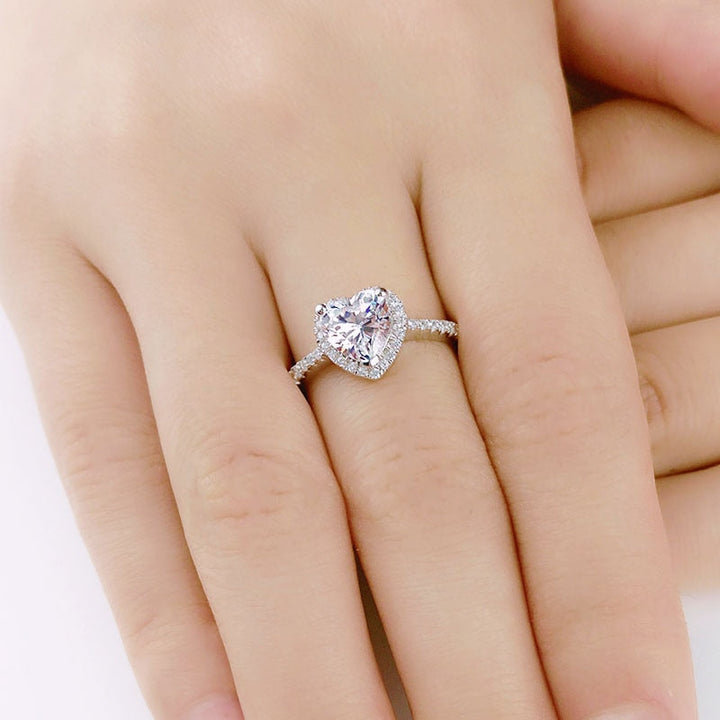 BowLift | Heart Zirconia Ring