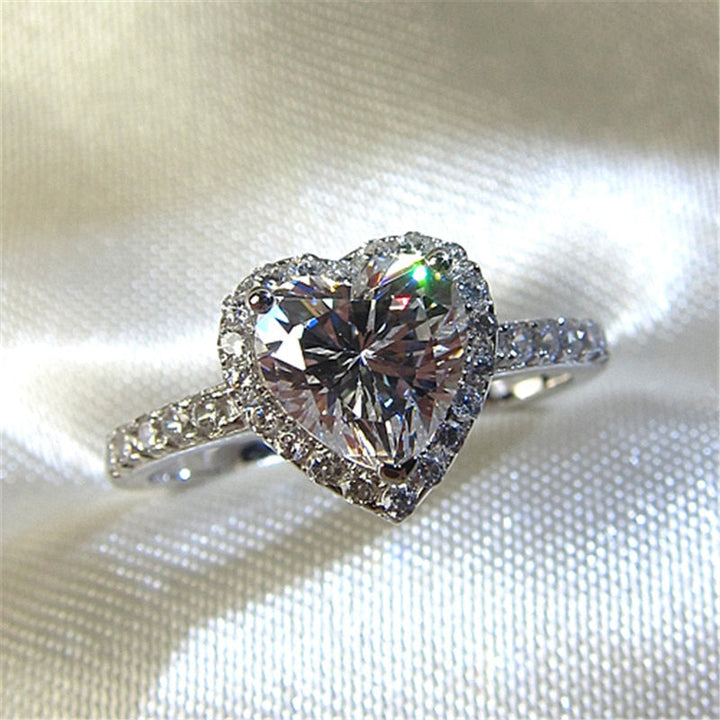 BowLift | CrystalLove™ Brilliant Romance Ring