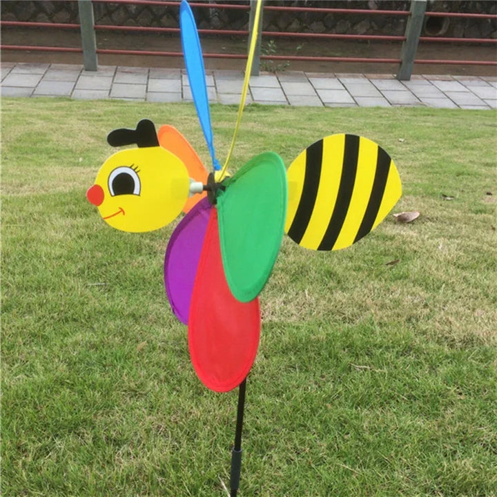 BowLift | BuzzWind Wind Turbine | Bee Shape | 3D Design & Automatically Rotating | Weatherproof & Portable