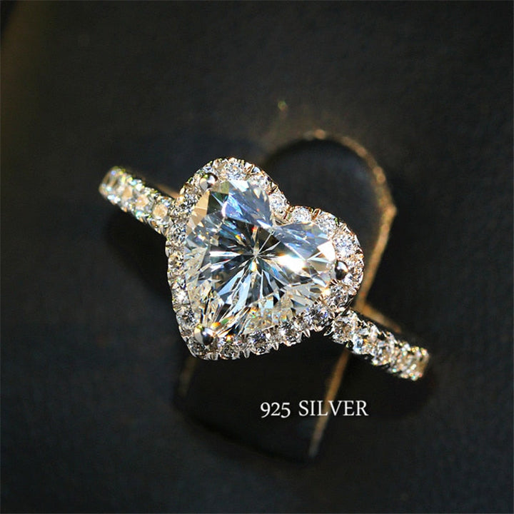 BowLift | CrystalLove™ Brilliant Romance Ring