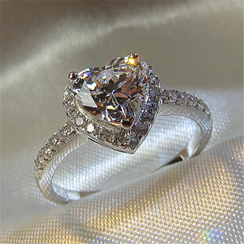BowLift | CrystalLove™ Brilliant Romance Ring