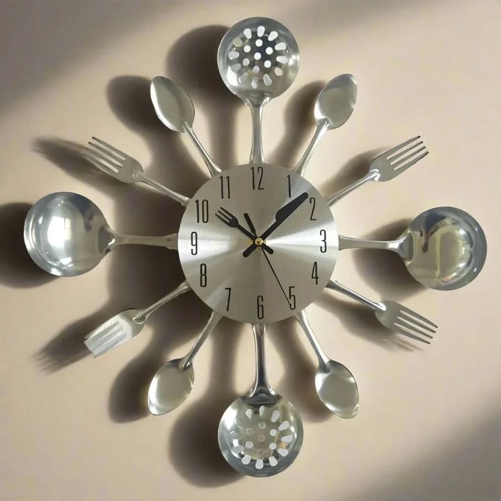 BowLift | Liona - Unique Wall Clock
