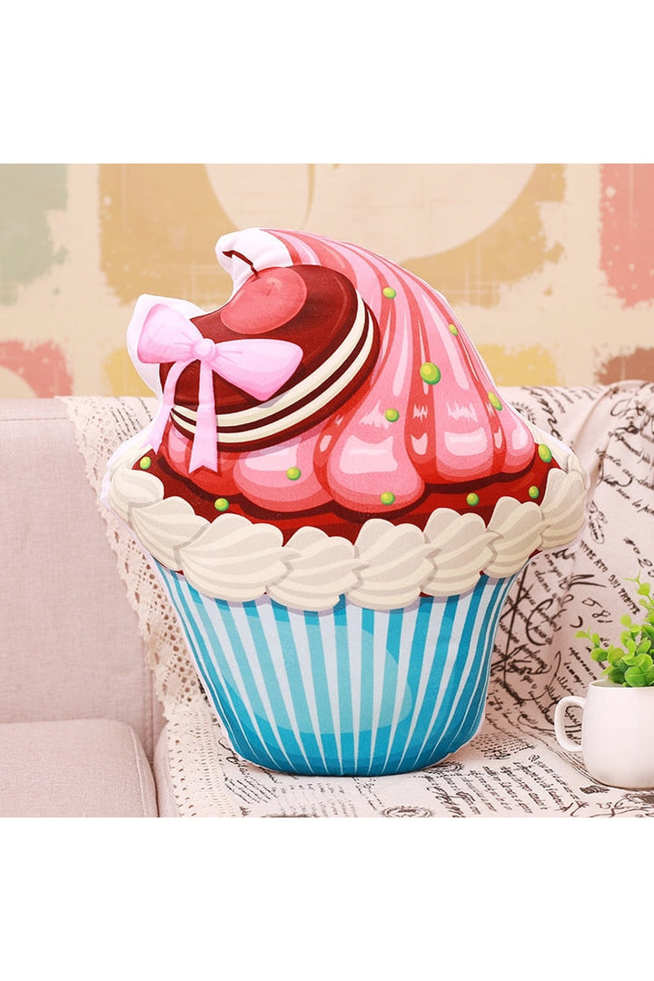 cake-shaped pillow | Bowlift