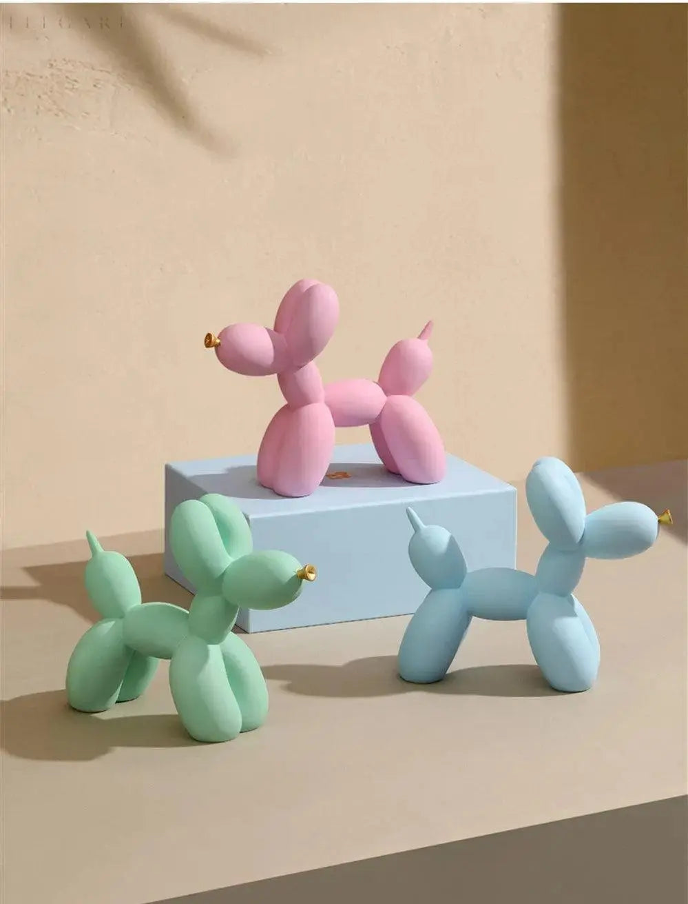BowLift | Haku - Balloon ornament with golden beak