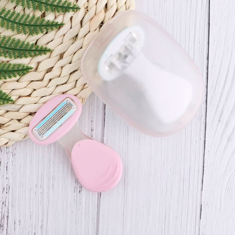 BowLift | 4-blade compact razor with storage box | Smooth skin on the go & at home