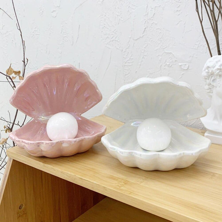 Chelly Chic Shell Lamp | A magical lamp with a pearl | Bowlift