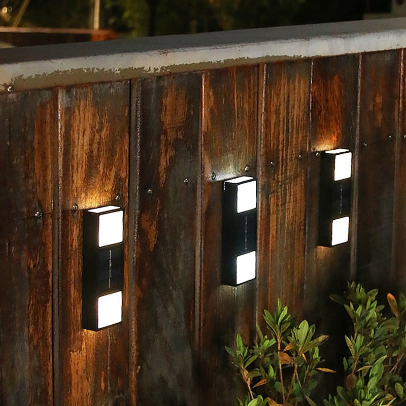 BowLift | SunFence - Efficient Solar Garden Lamp