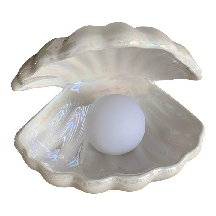 ShellGlow Lamp – Elegant Shell Lighting with Pearl Bowlift