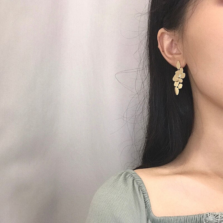 BowLift | Elegant Timeless Leaf Retro Earrings