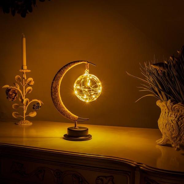 BowLift | Celunara Moonlight Lamp Half Moon Design | LED in 3 Colors | 26.5×17×10 cm | Wireless with Battery Operation