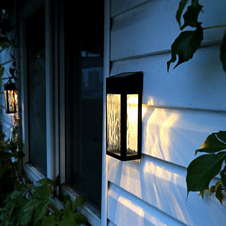 BowLift | SolarBurst – Outdoor Wall Lamp with Solar Energy