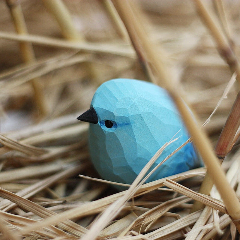 BowLift | NordicFeathers - Elegant Wooden Bird Figurines