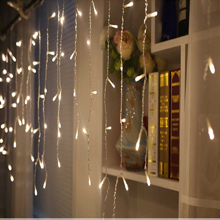 BowLift | LED Starry Sky Icicle Light String – Decorative Light Curtains for Christmas and Garden