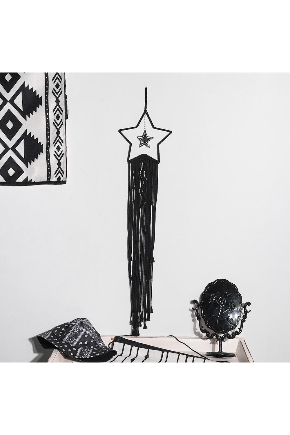 Black Moon Dreamcatcher | Bowlift