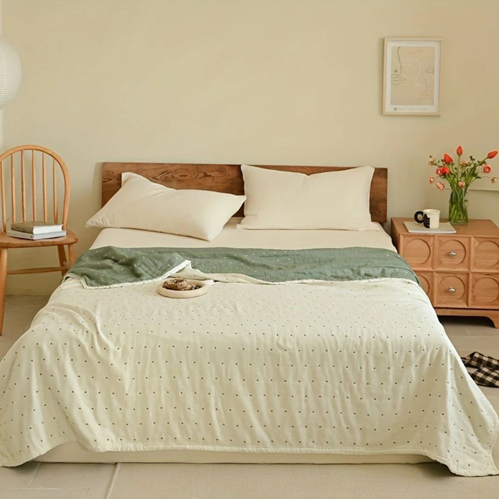 BowLift | Heart Stitched Double-Spliced Cotton Gauze Blanket