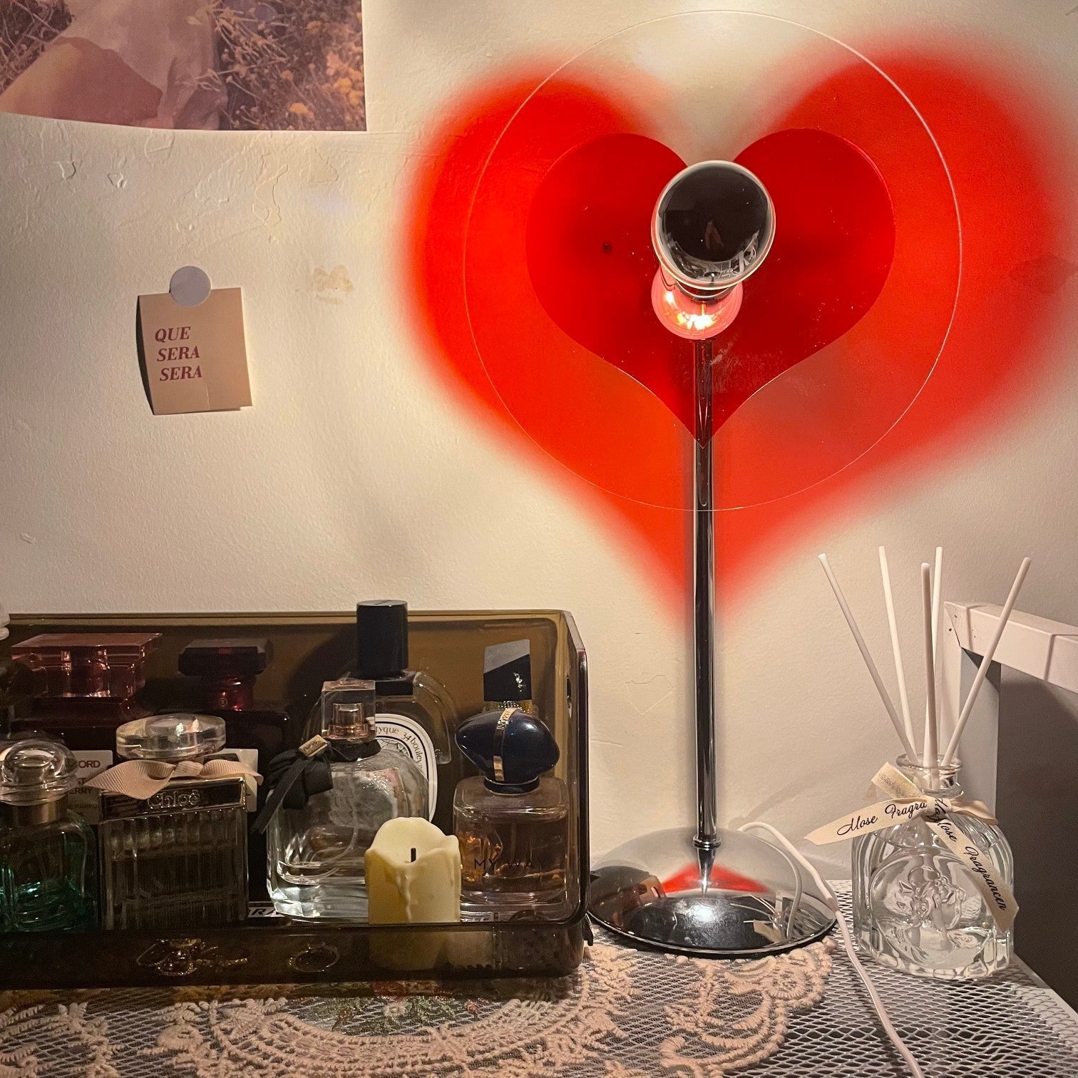 BowLift | LoveGlow – Elegant Table Lamp with Rechargeable LED