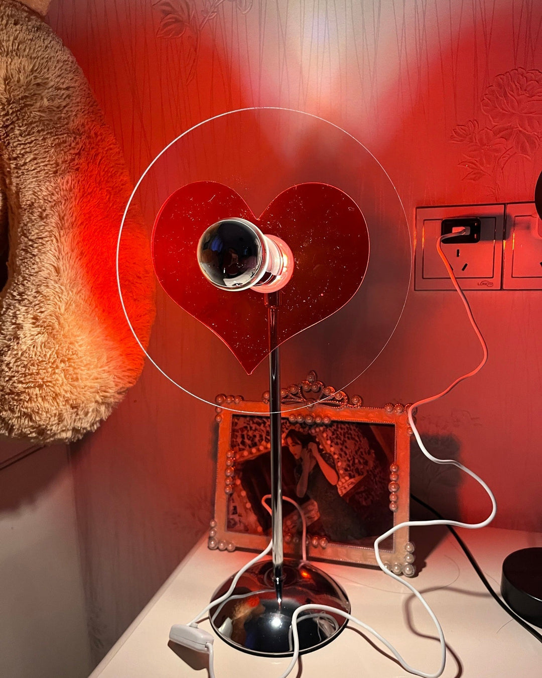 BowLift | LoveGlow – Elegant Table Lamp with Rechargeable LED