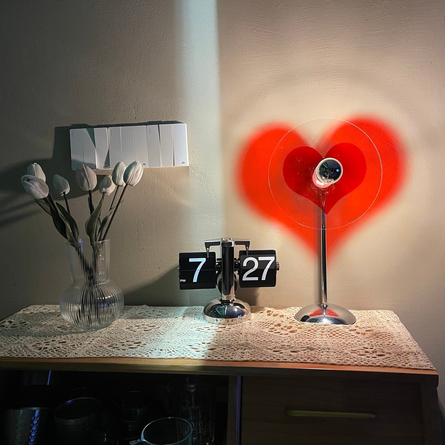 BowLift | LoveGlow – Elegant Table Lamp with Rechargeable LED