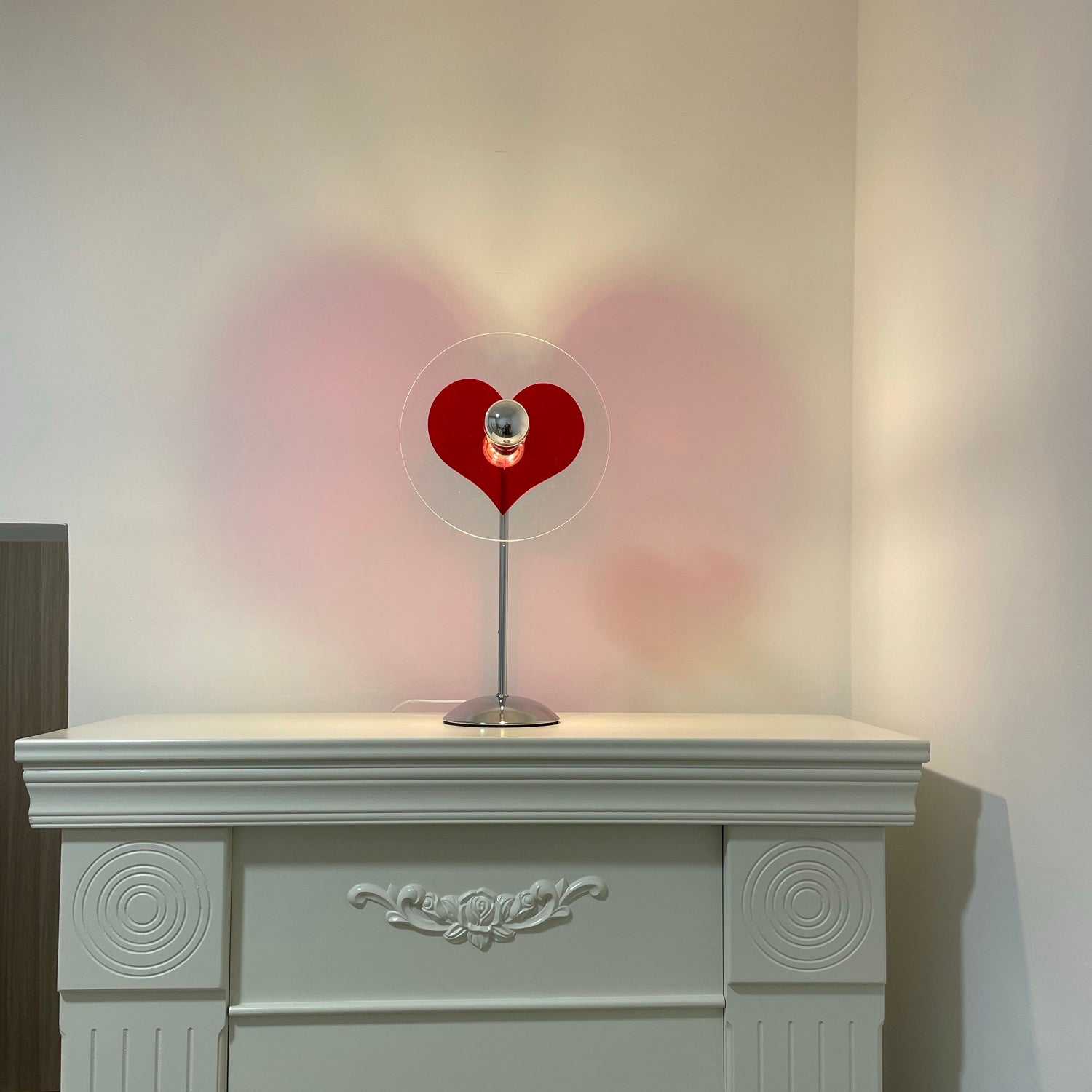 BowLift | LoveGlow – Elegant Table Lamp with Rechargeable LED