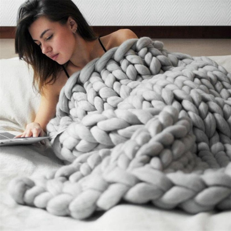 BowLift | Heavy Knit Blanket