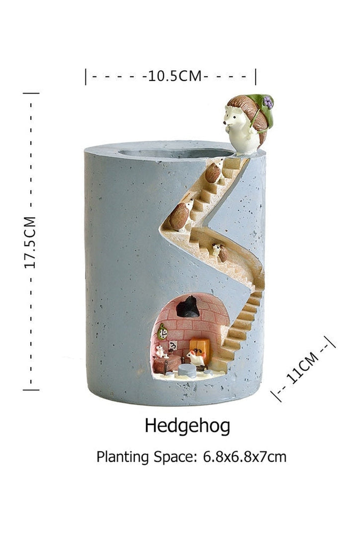 Hedgehog figurine flower pot | Bowlift