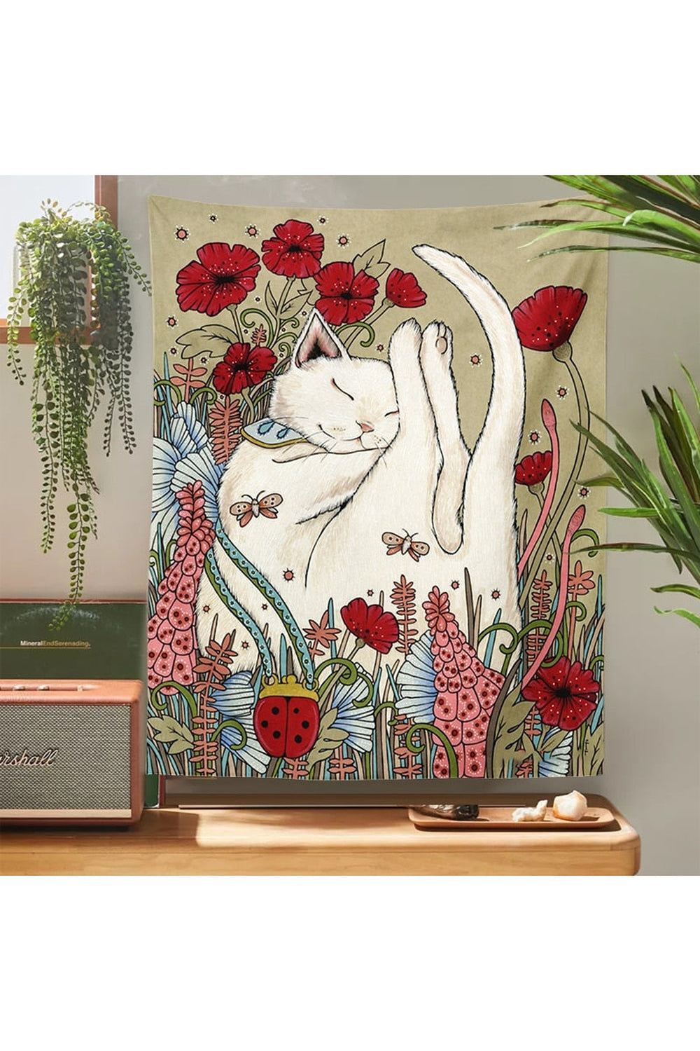Cat-themed wall tapestry | Bowlift