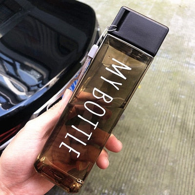 BowLift | Transparent Square Classy Water Bottle Thermos