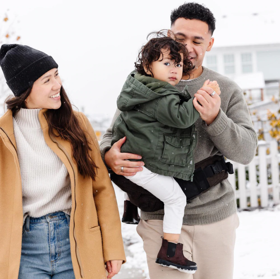 BowLift | HIPT PAUSE BABY CARRIER – Ergonomic hip carrier for back protection when carrying your child