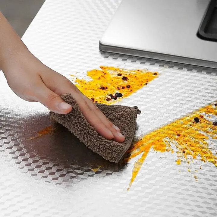 BowLift | Heat-resistant & oil-repellent kitchen foil – Also suitable as a splash guard