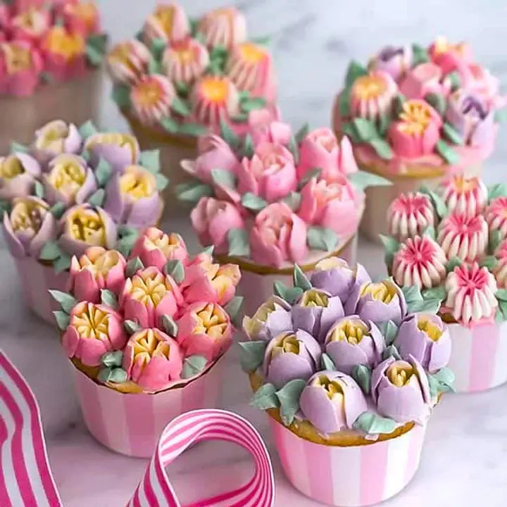 BowLift | High-Quality Cake Decoration Set With 12 Tulip Nozzles For Elegant Baking Art