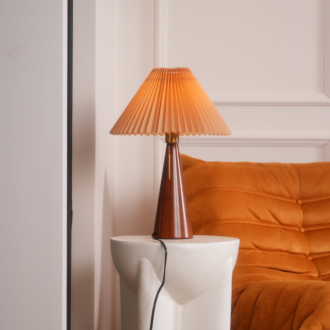 BowLift | AntiqueRadiance – Elegant Wood and Metal Table Lamp
