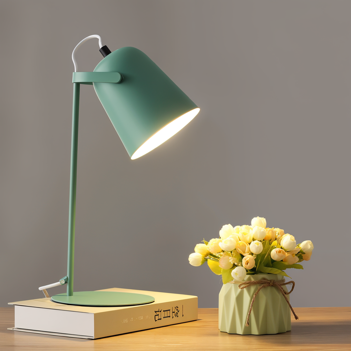 BowLift | Macaron – Adjustable Nordic Table Lamp for a Stylish Office