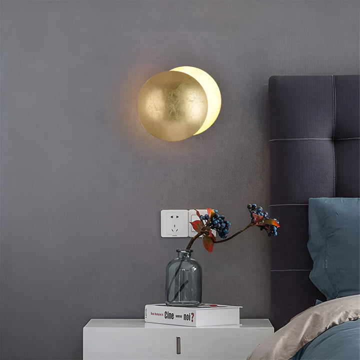 Sonnenstrahl - Elegant LED wall lamp with 360° rotation function for industrial style | Bowlift