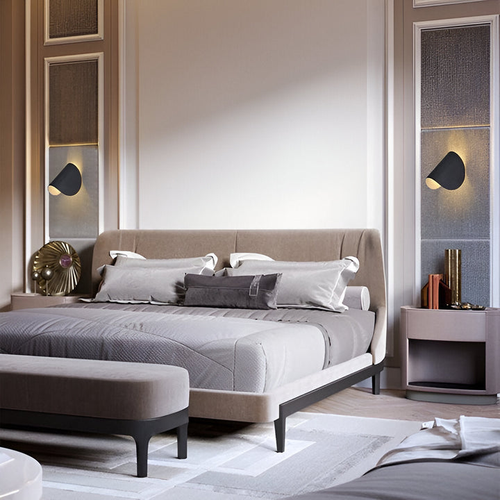 BowLift | Swivel Metal Wall Lamp with Curved Design, Ideal for Any Room
