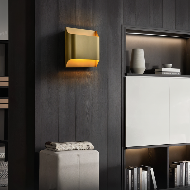 GildBeam Elegant LED Wall Light Bowlift