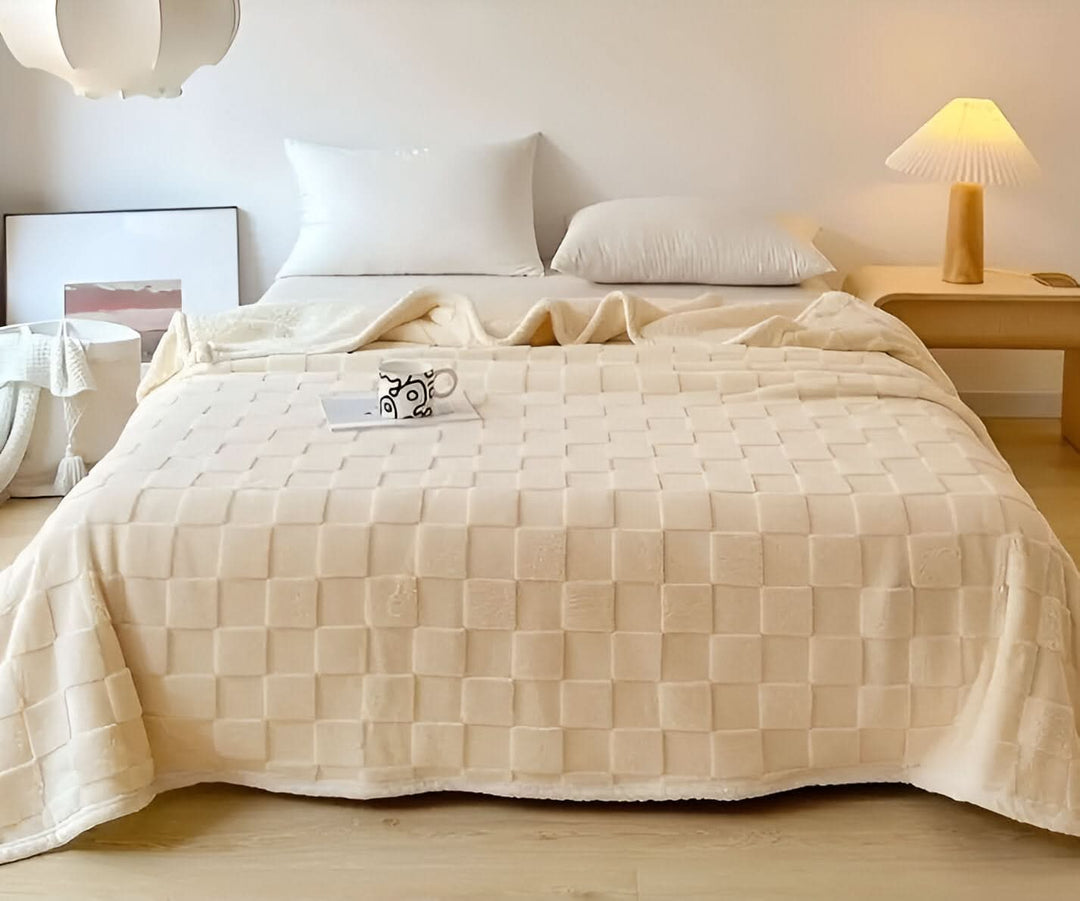 BowLift | WINTERLOFT – Reversible Fleece Blanket
